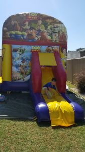TOY STORY 6X3.5 WITH SLIDE AND POP UPS AND BASKETBALL HOOP