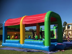 GAUNLET AGES FROM 6 TO ADULTS 8X4.5 